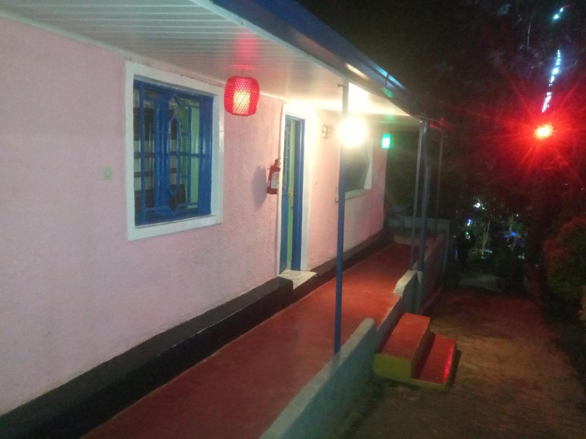 Colours Club And Spa Kigali Zewnętrze zdjęcie