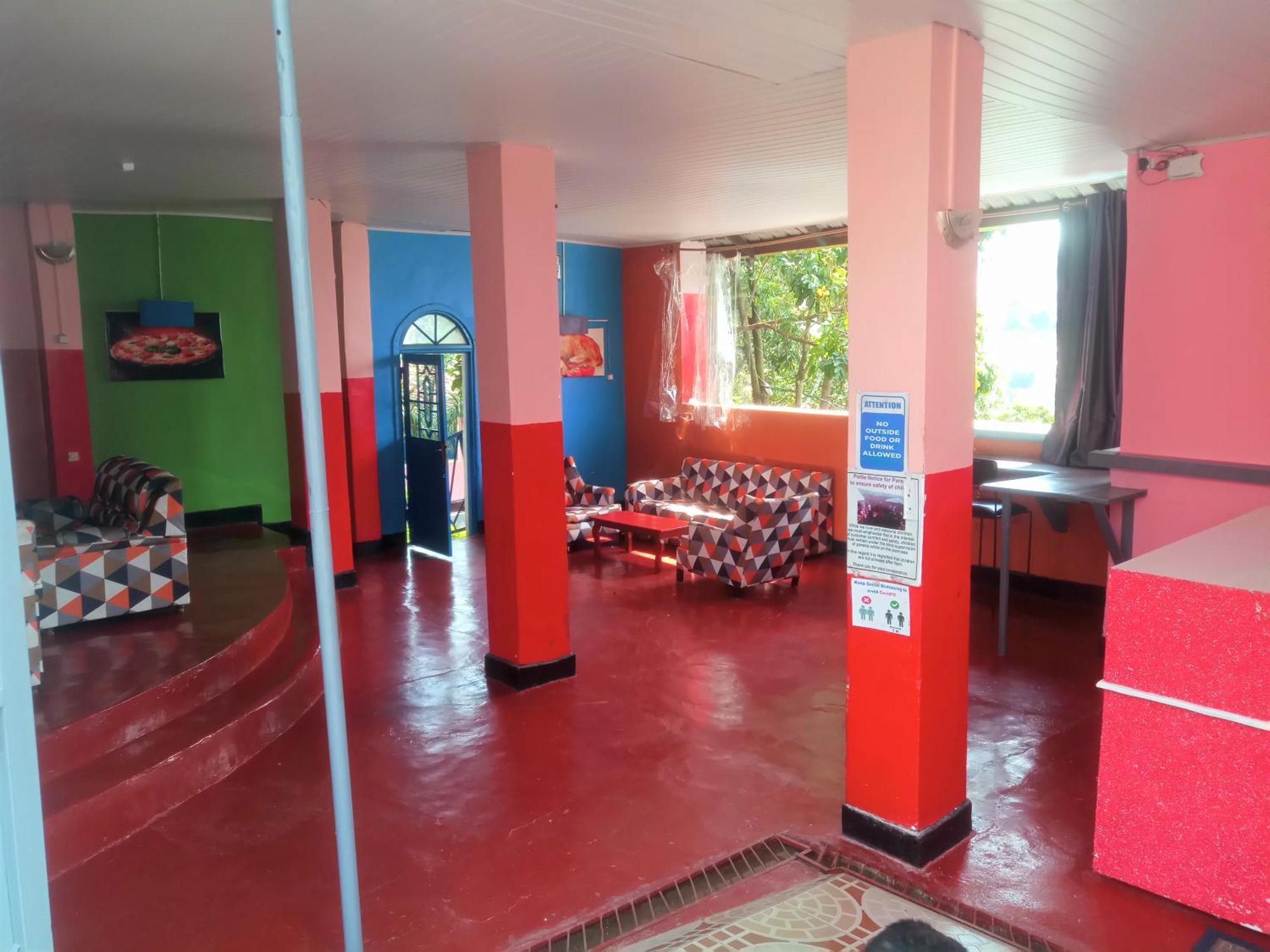 Colours Club And Spa Kigali Zewnętrze zdjęcie